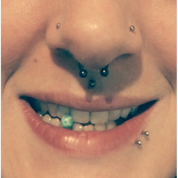 Piercing Picture 2901