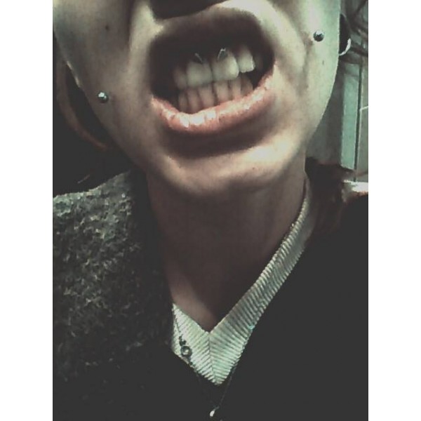 Piercing Picture 2932