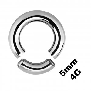 Gros Piercing Anneau Génital / Segment 5 mm / 4 G