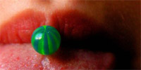 Piercing an der Zunge