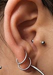 Piercing tragus simple